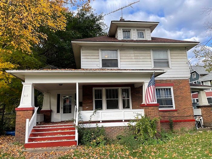 1st image of 315 Douglas Ave