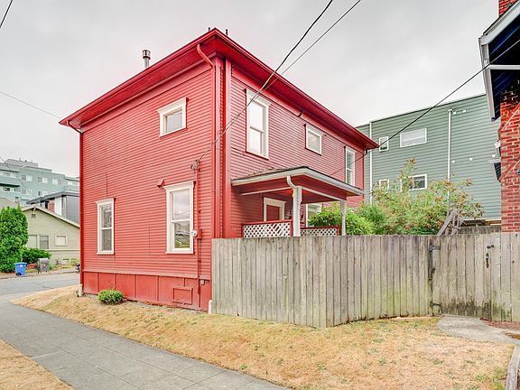 4th image of 5269 Brooklyn Ave NE