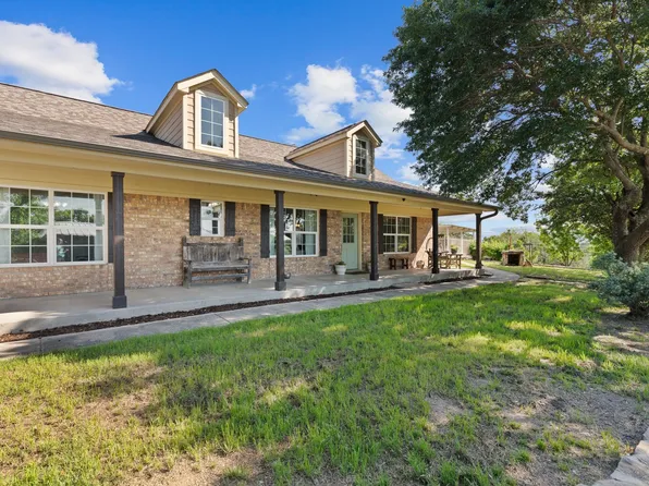 740 Buck Dobbs Rd, Aledo, TX 76008