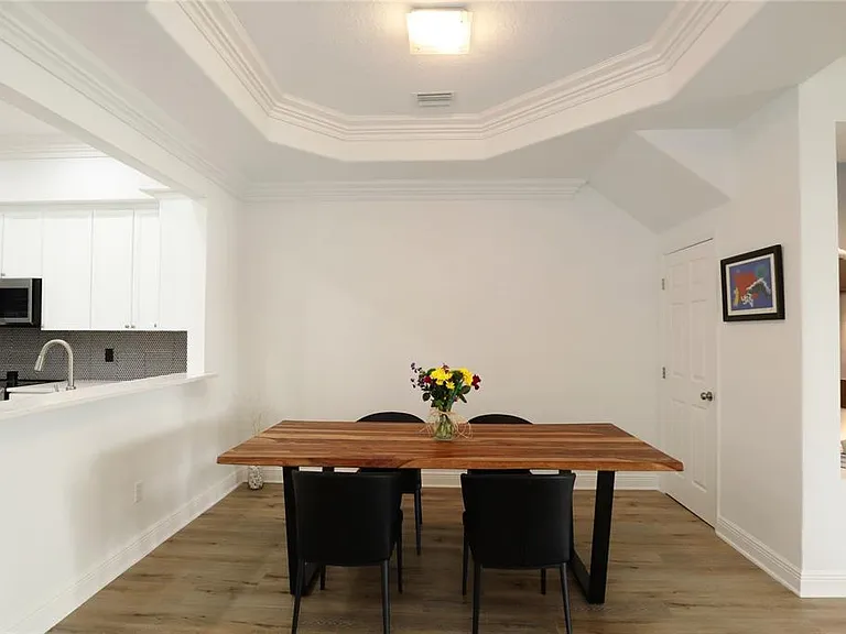 8248 Tivoli Dr — Photo 19