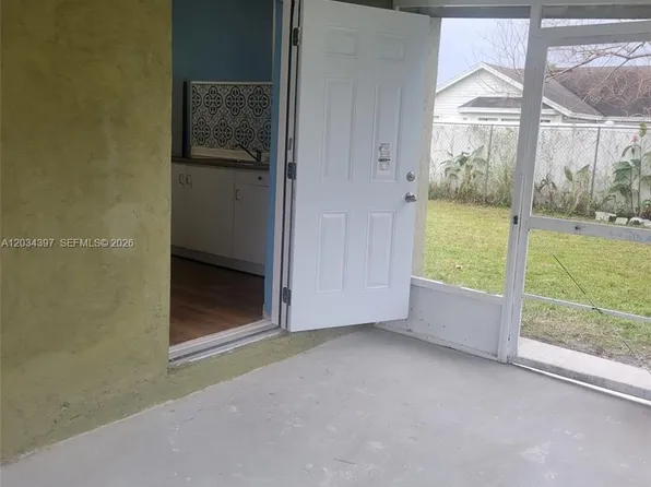 20420 Marlin St #B, Orlando, FL 32833