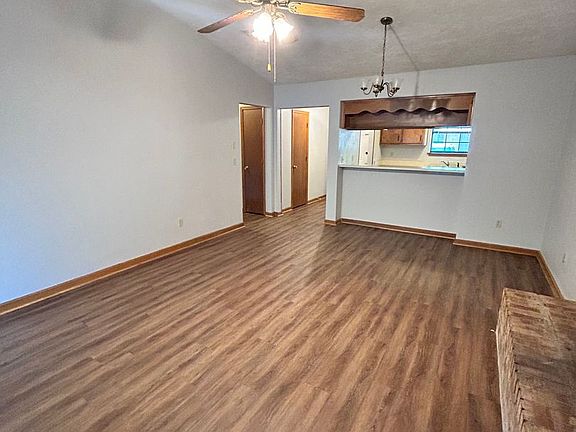 2nd image of 3017 Homewood Pl
