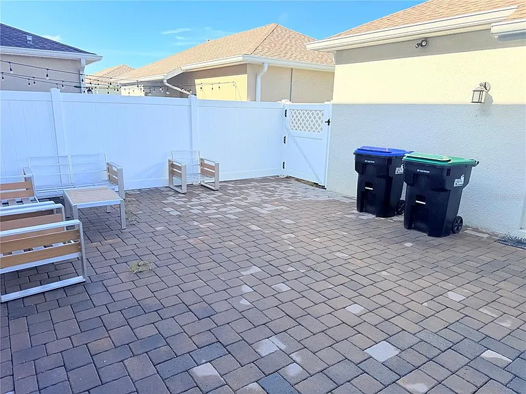 10738 Rhett Butler Aly — Photo 33