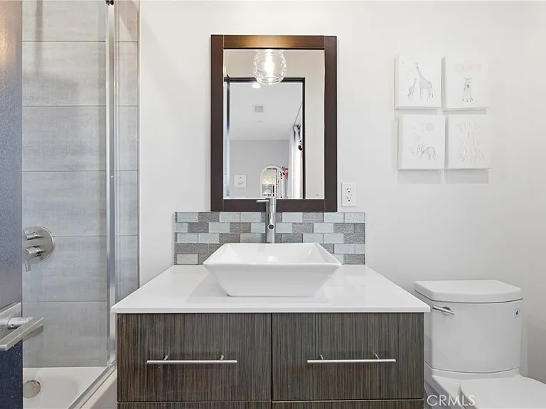 4545 Stern Ave — Photo 27