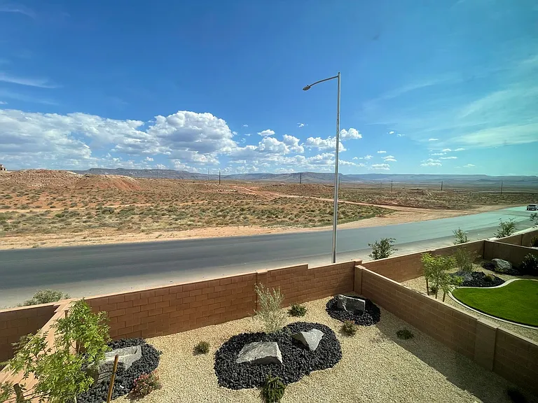 1396 E White Hollow Ln — Photo 20