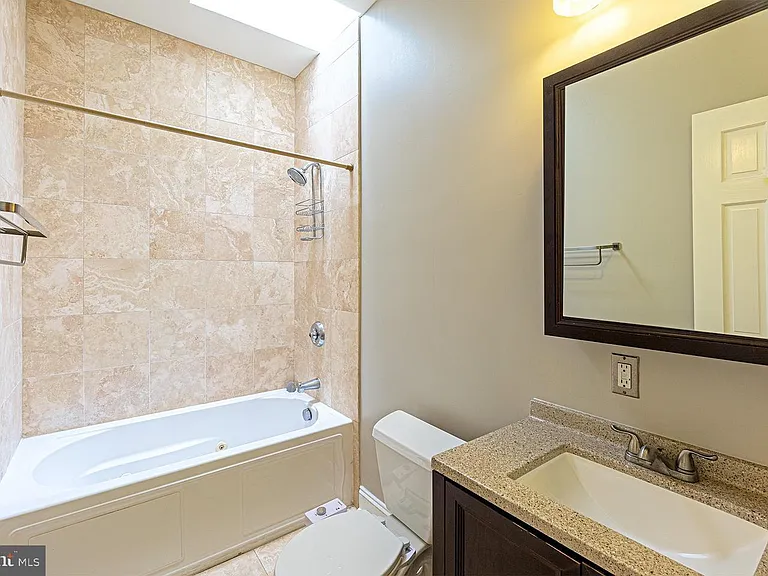 1535 Gales St NE — Photo 11