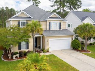 121 Berwick Dr, Summerville, SC 29483