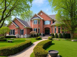 1035 E Hillside Rd, Naperville, IL 60540