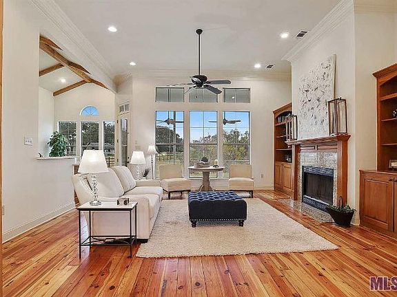 4th image of 18777 Lake Harbor Ln