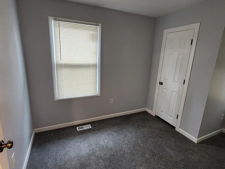228 Belvidere Ave — Photo 6