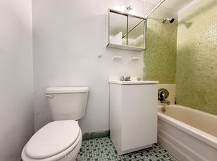 500 Dawes Rd #610, Toronto, ON M4B 2G1