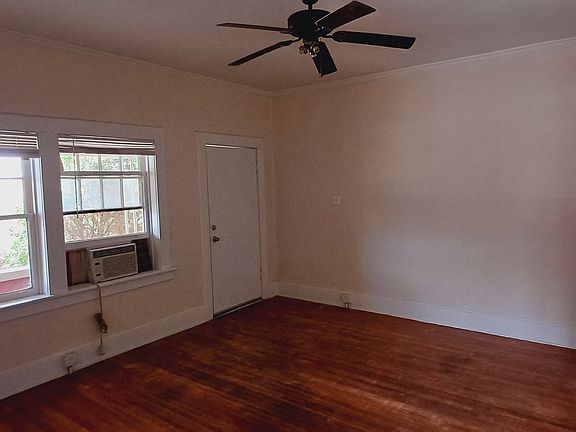 3rd image of 1125 Los Angeles Dr #2