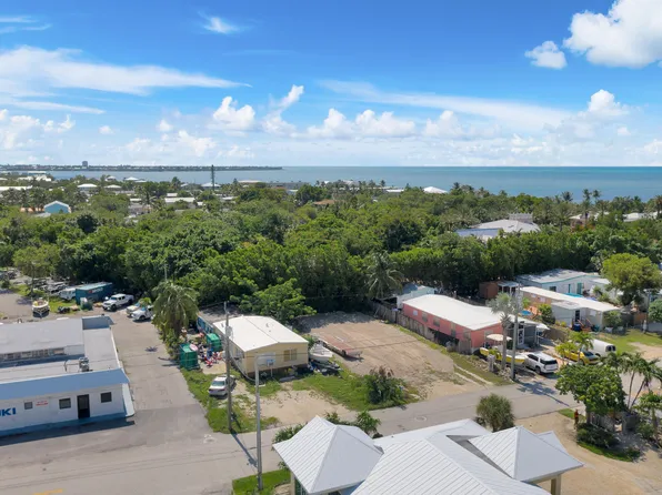 250 92nd St, Marathon, FL 33050