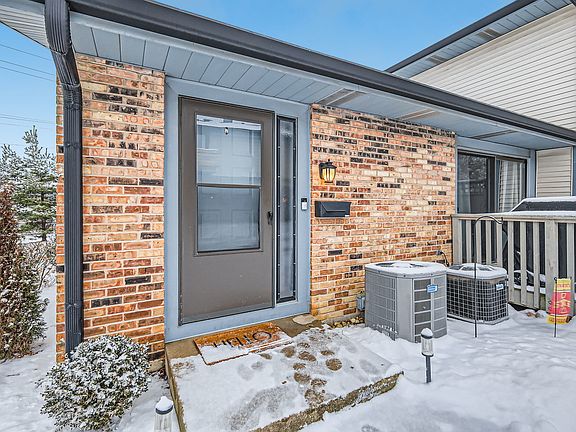 2nd image of 8337 Portsmouth Dr Unit C