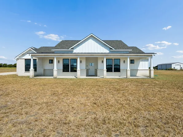 1224 Durham Ln, Cleburne, TX 76033