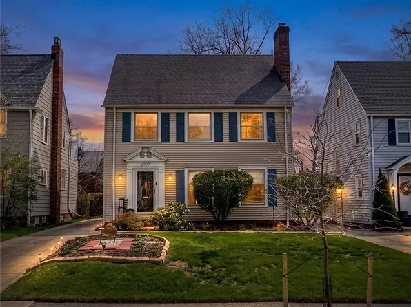 2407 Edgerton Rd, University Heights, OH 44118