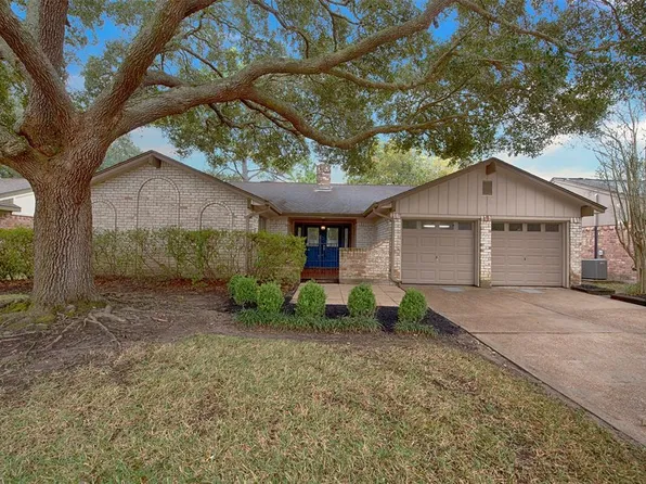 16442 Parksley Dr, Houston, TX 77059