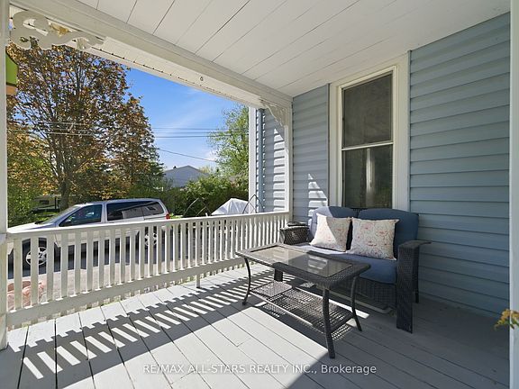 5th image of 20 Keene St