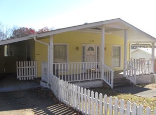 1936 Barrett Dr, Ft Oglethorpe, GA 30742