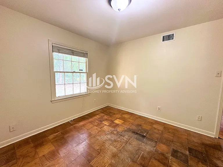 5452 Ardell Dr — Photo 10