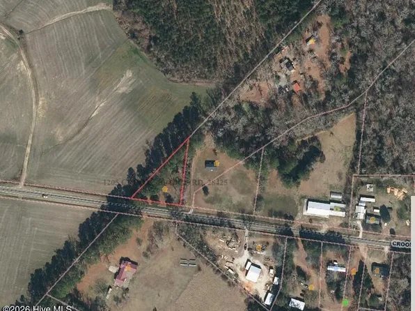 1205 Croomsbridge Road, Burgaw, NC 28425