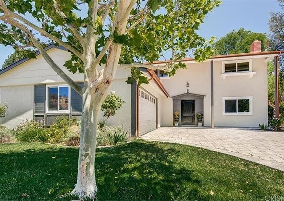 1st image of 26171 Roymor Dr