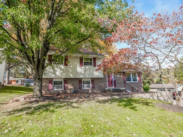 935 Pheasant Grove Ave NW, Massillon, OH 44646