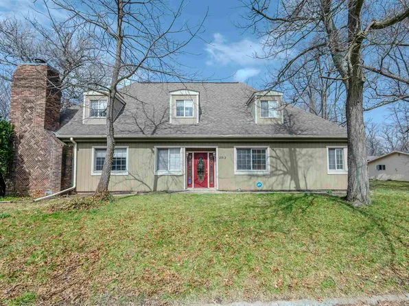 2512 W Petty Rd, Muncie, IN 47304