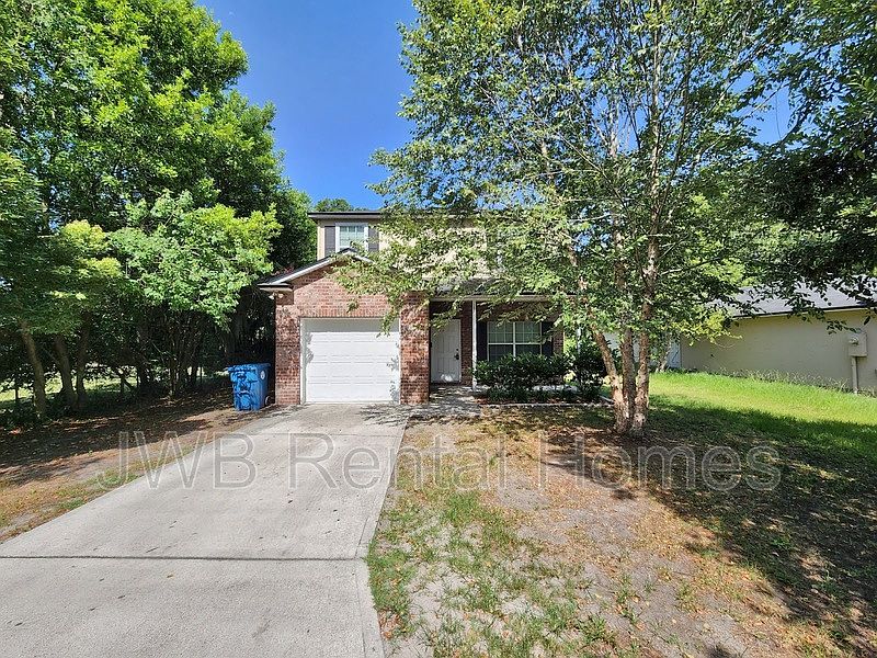 1st image of 1202 Lugar St