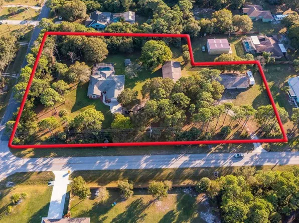 775 Howard St, Fort Pierce, FL 34982