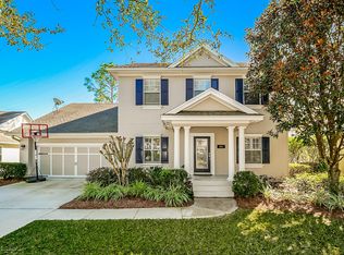8113 Mount Ranier Dr, Jacksonville, FL 32256