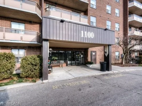 1100 Courtland Ave E #610, Kitchener, ON N2C 2H9
