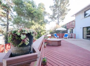 261 Sequoyah View Dr, Oakland, CA 94605
