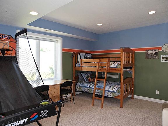 Basement Bedroom #2