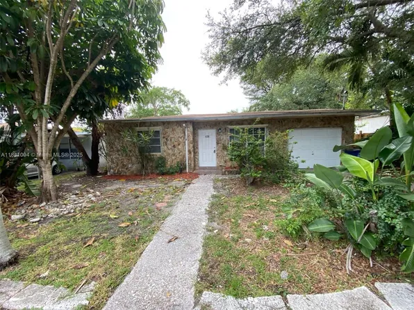 128 SW 7th Ter, Hallandale, FL 33009