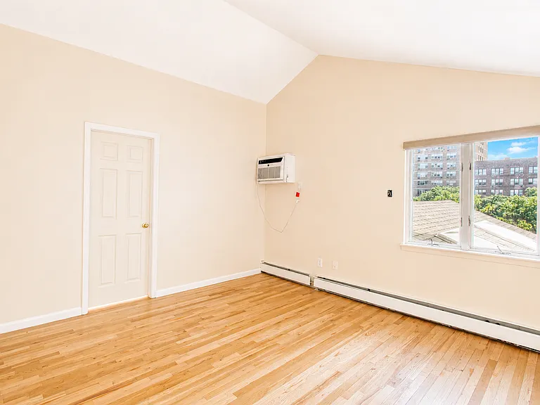 468 Ocean Pkwy #4 — Photo 15