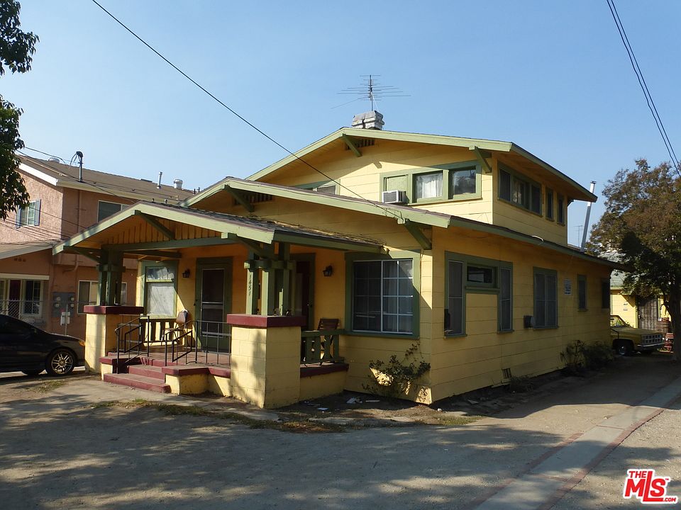 1st image of 1449 Echo Park Ave