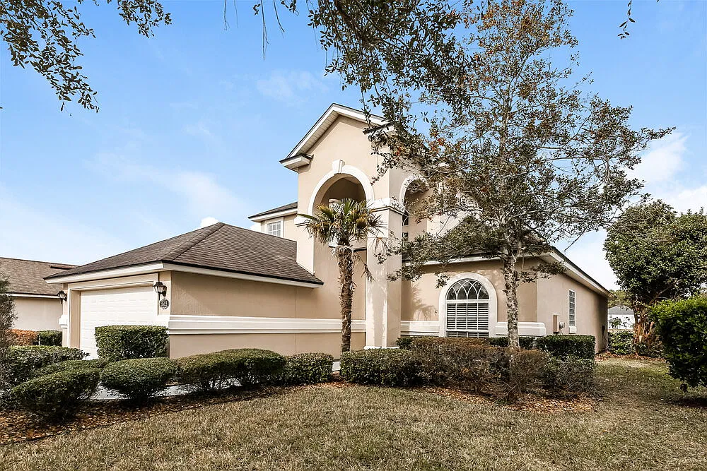 5 bed, 4.0 bath, 2801 sqft, $3,960 — Photo 4