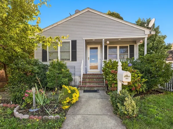 739 County St, New Bedford, MA 02740