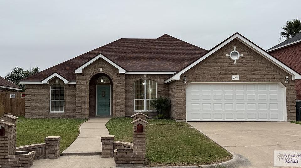 1st image of 2205 Lazy Lake Dr