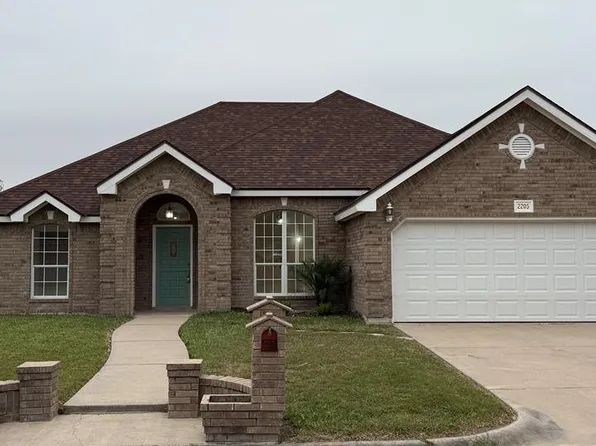 2205 Lazy Lake Dr, Harlingen, TX 78550