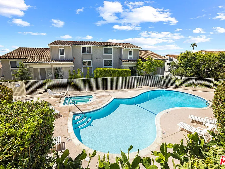 28248 Rey De Copas Ln #23 — Photo 11