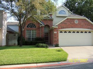 368 Arbor Ln, Euless, TX 76039