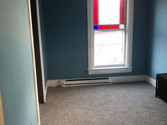 5th image of 1098 Livingston St #1