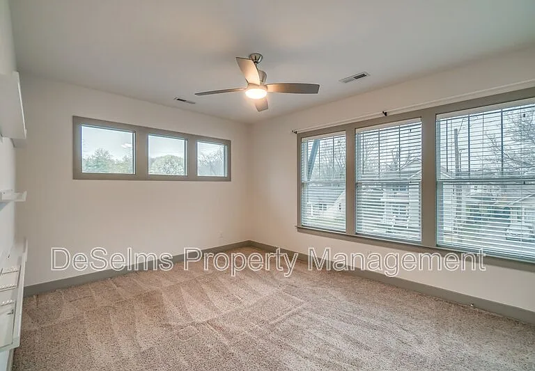 917B Spain Ave — Photo 9