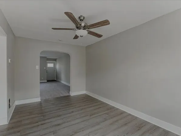 624 Briarcliff Rd, Upper Darby, PA 19082