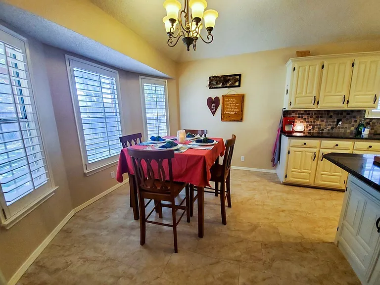 3306 Oakmont Dr — Photo 20
