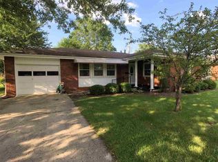 2802 Hillcrest Dr, New Castle, IN 47362