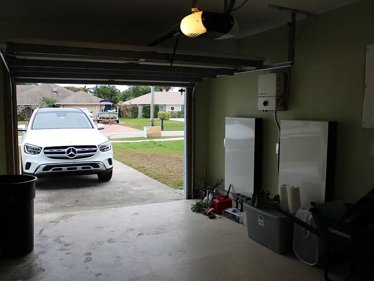 2533 SE Grand Dr — Photo 17