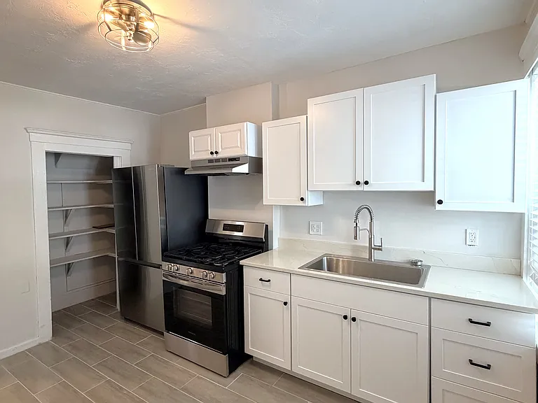 85 Copeland St #1 — Photo 1